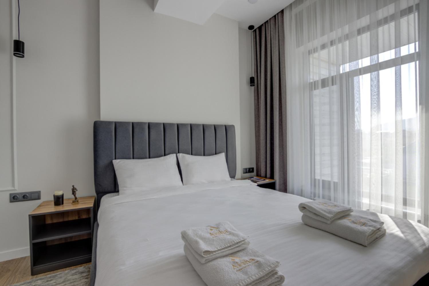 Aisha Hotel บิชเคก ภายนอก รูปภาพ